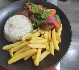Lomo Saltado