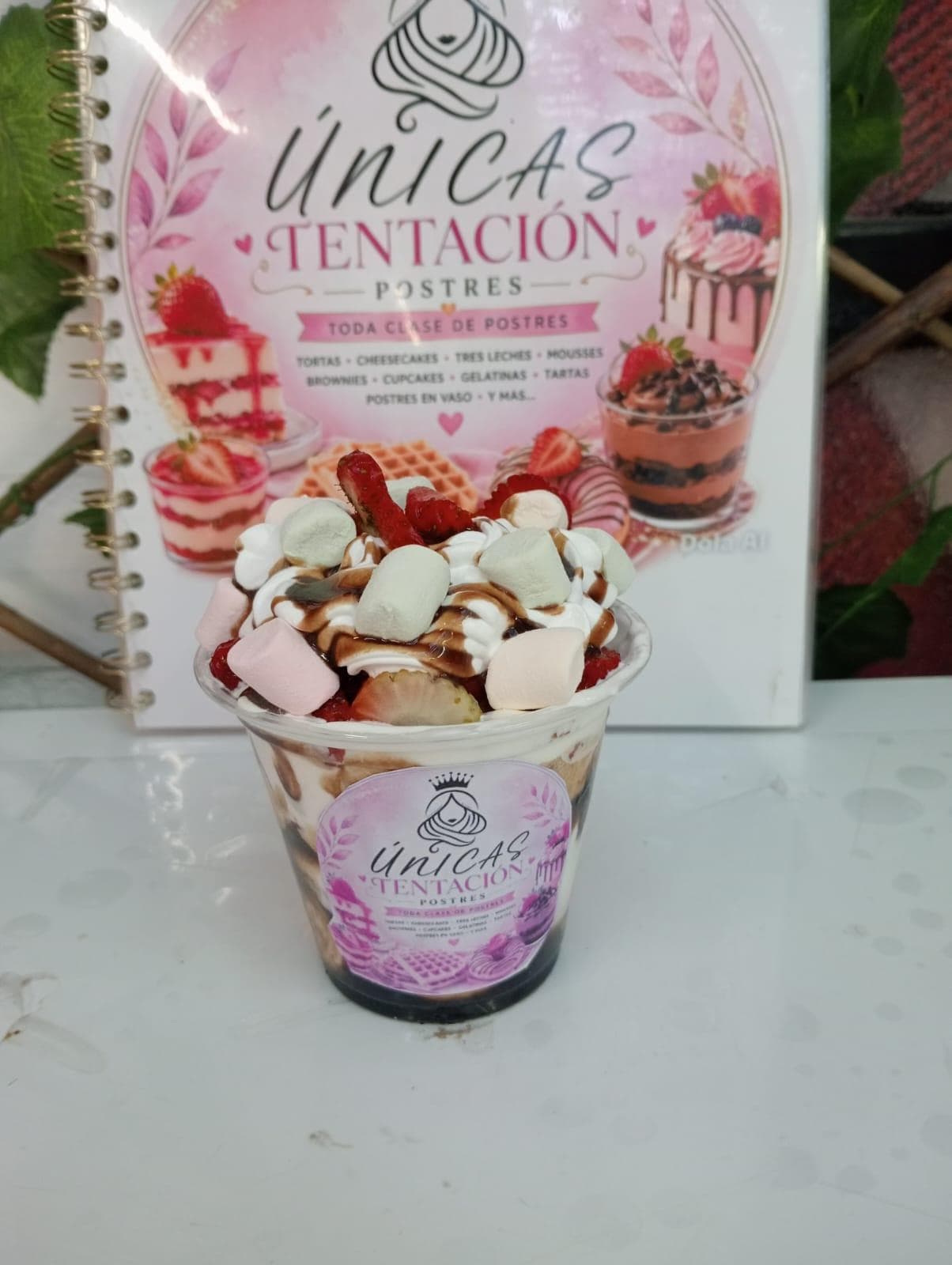 FRUTILLA CON CREMA