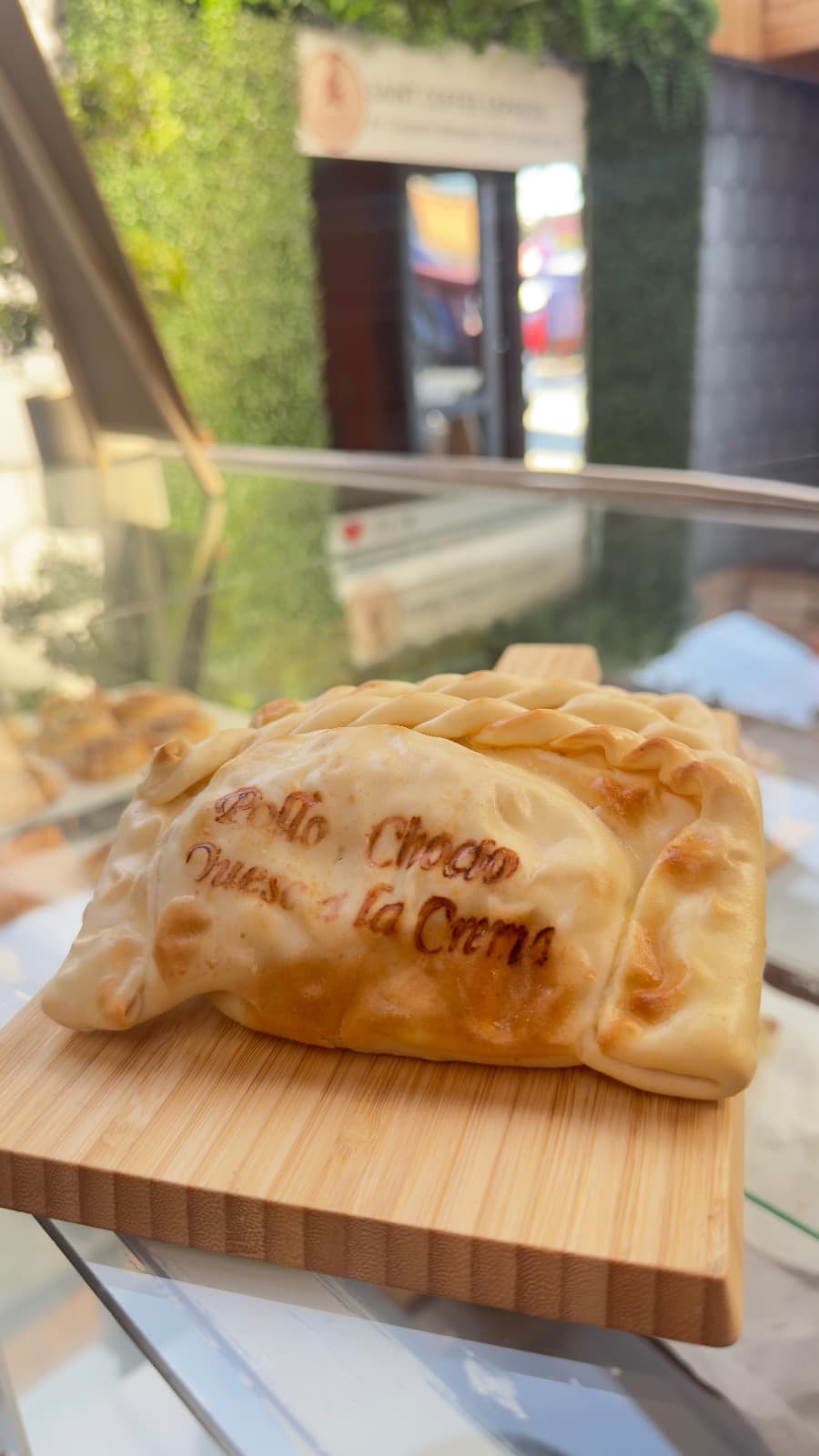 Empanada Choclo Queso